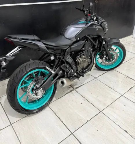YAMAHA MT-07 700 ABS, Foto 9