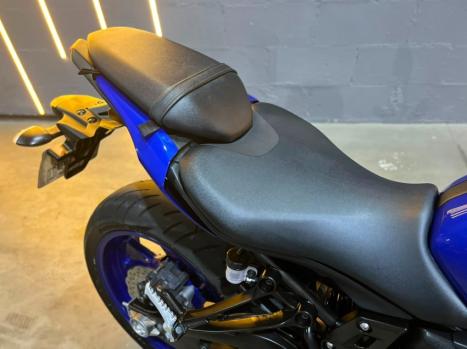 YAMAHA MT-07 700 ABS, Foto 7