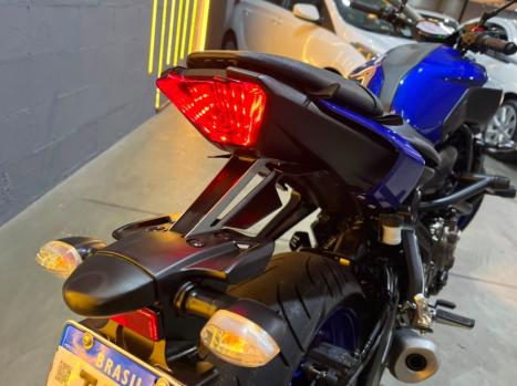 YAMAHA MT-07 700 ABS, Foto 9