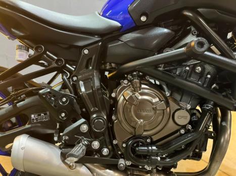 YAMAHA MT-07 700 ABS, Foto 10