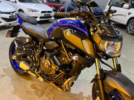 YAMAHA MT-07 700 ABS, Foto 16