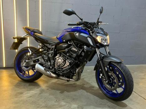 YAMAHA MT-07 700 ABS, Foto 1