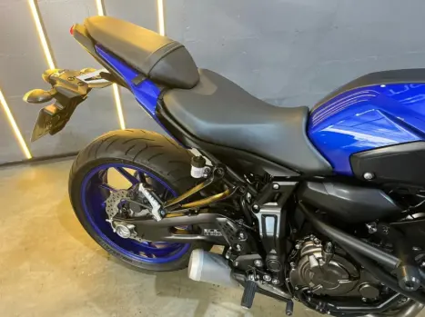 YAMAHA MT-07 700 ABS, Foto 18