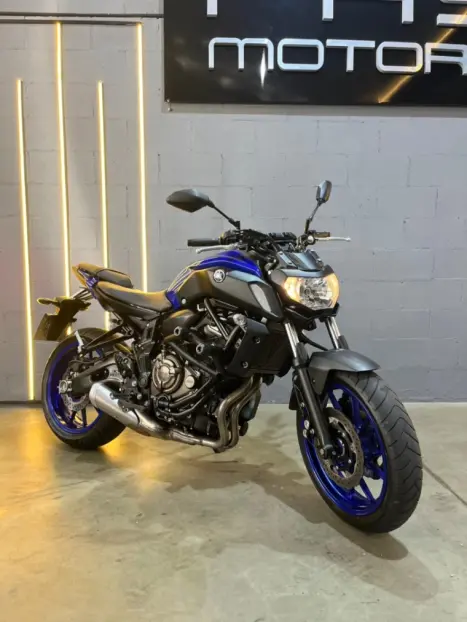 YAMAHA MT-07 700 ABS, Foto 19