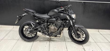 YAMAHA MT-07 700 ABS, Foto 5