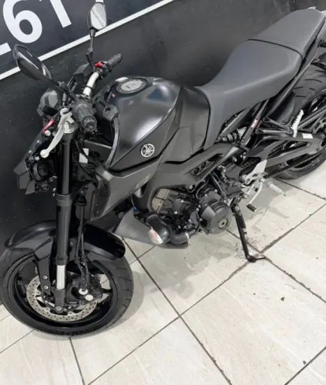 YAMAHA MT-09 850 ABS, Foto 8