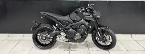 YAMAHA MT-09 850 ABS, Foto 11