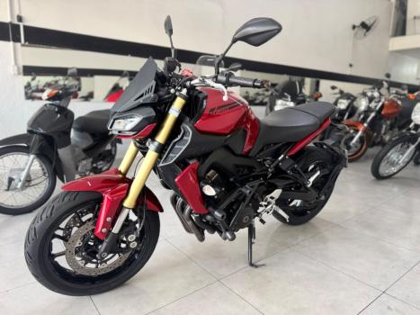 YAMAHA MT-09 850 ABS, Foto 4