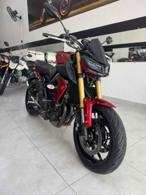YAMAHA MT-09 850 ABS, Foto 11