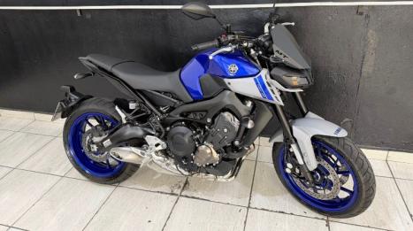 YAMAHA MT-09 Tracer GT 900 , Foto 3