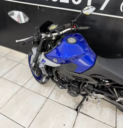 YAMAHA MT-09 Tracer GT 900 , Foto 10