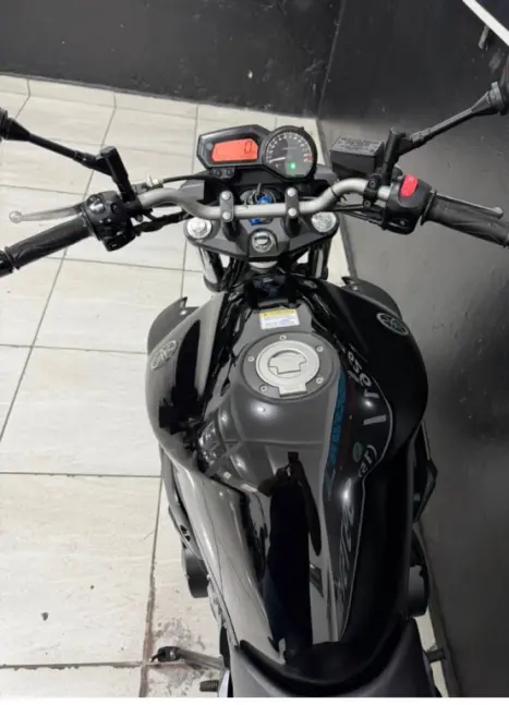 YAMAHA XJ6 600 N, Foto 9