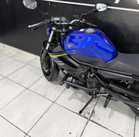 YAMAHA XJ6 600 SP, Foto 7