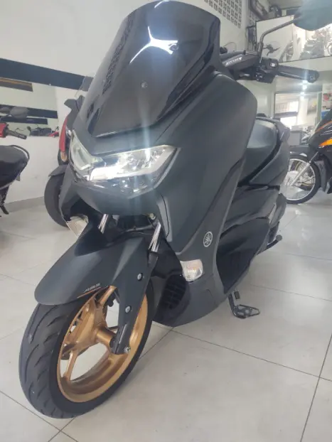 YAMAHA XMax 160 , Foto 7