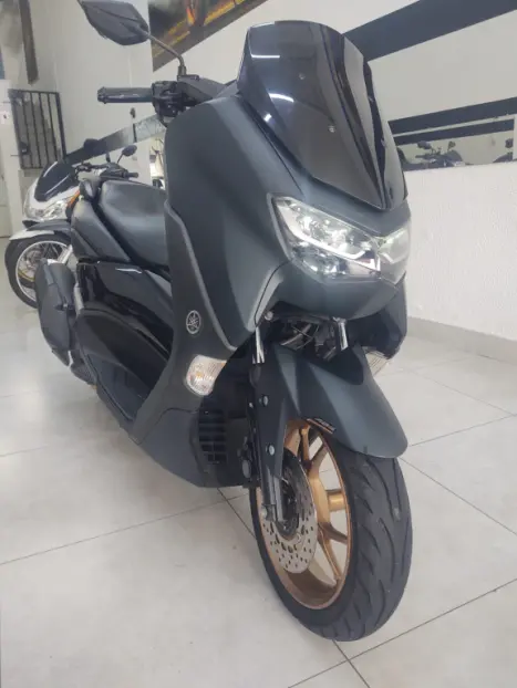 YAMAHA XMax 160 , Foto 8