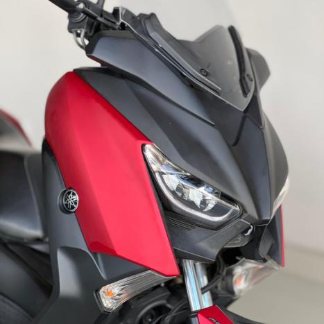 YAMAHA XMax 250 , Foto 2