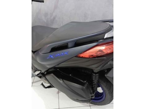 YAMAHA XMax 250 , Foto 6