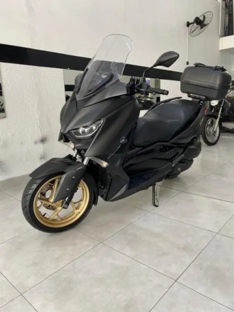 YAMAHA XMax 250 , Foto 3