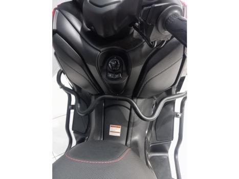 YAMAHA XMax 250 , Foto 9