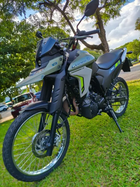 YAMAHA XTZ 125 E, Foto 3