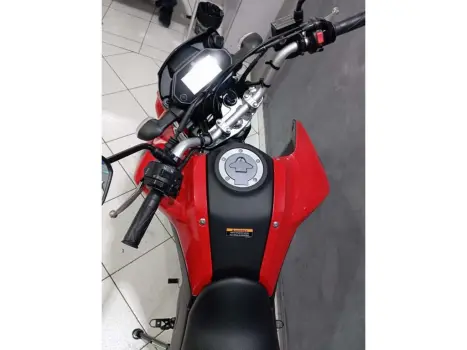 YAMAHA XTZ 250 LANDER, Foto 5