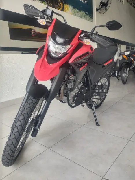 YAMAHA XTZ 250 LANDER, Foto 2