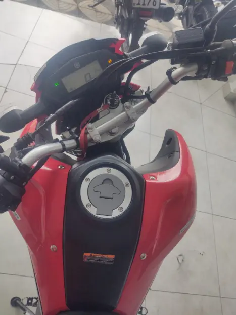 YAMAHA XTZ 250 LANDER, Foto 3