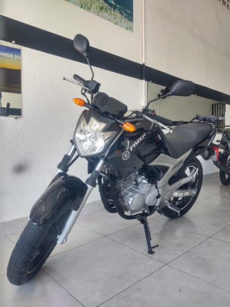 YAMAHA YS Fazer 250 , Foto 4 YAMAHA YS Fazer 250 , Foto 4