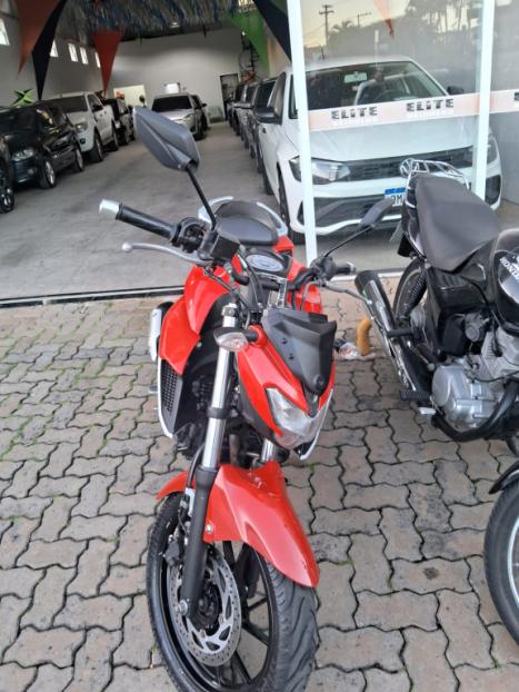 YAMAHA YS Fazer 250 , Foto 1