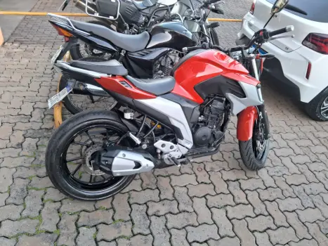 YAMAHA YS Fazer 250 , Foto 1