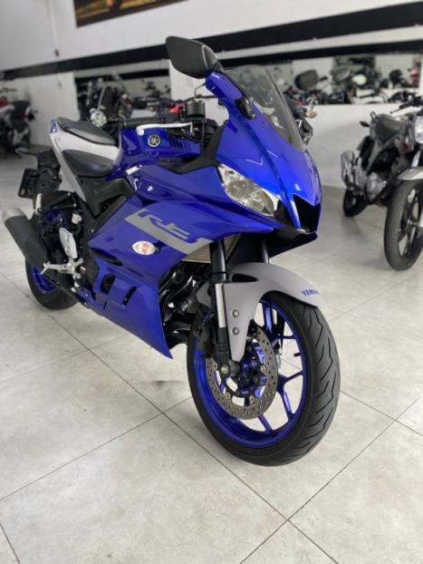 YAMAHA YZF R3 320 ABS, Foto 5