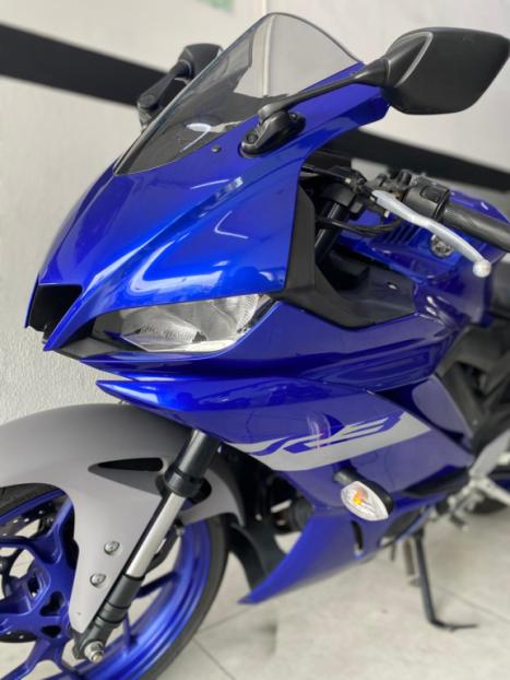 YAMAHA YZF R3 320 ABS, Foto 6
