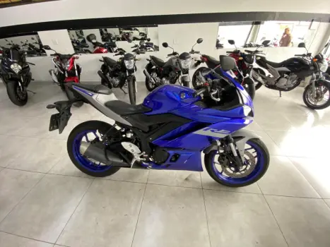 YAMAHA YZF R3 320 ABS, Foto 10