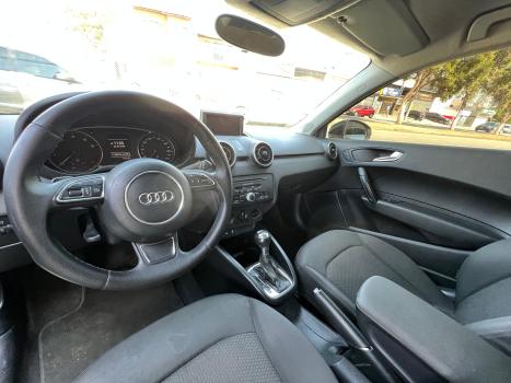 AUDI A1 1.4 16V TFSI ATRACTION S-TRONIC AUTOMTICO, Foto 13