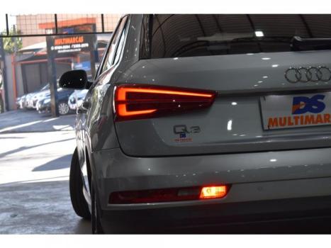 AUDI Q3 2.0 4P TFSI AMBIENTE QUATTRO S-TRONIC AUTOMTICO, Foto 9