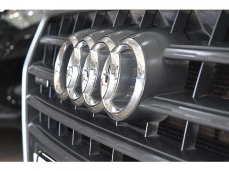 AUDI Q3 2.0 4P TFSI AMBIENTE QUATTRO S-TRONIC AUTOMTICO, Foto 10