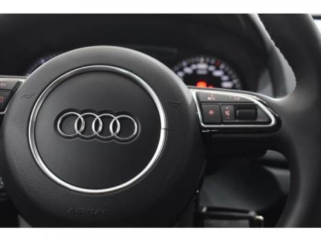 AUDI Q3 2.0 4P TFSI AMBIENTE QUATTRO S-TRONIC AUTOMTICO, Foto 24