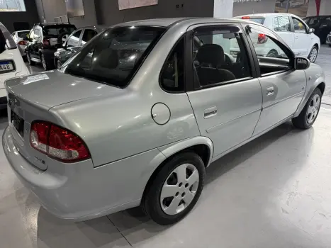 CHEVROLET Classic Sedan 1.0 4P VHCE FLEX LS, Foto 10