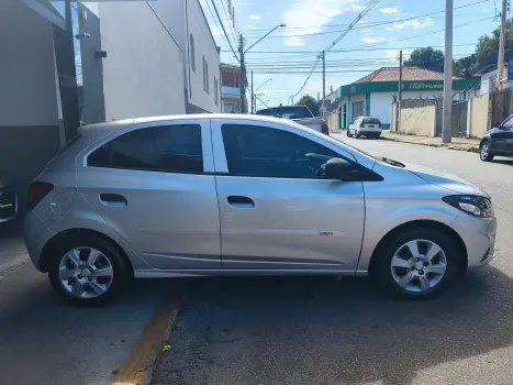 CHEVROLET Onix Hatch 1.0 4P FLEX JOY, Foto 4