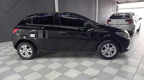 CHEVROLET Onix Hatch 1.0 4P FLEX LS, Foto 4