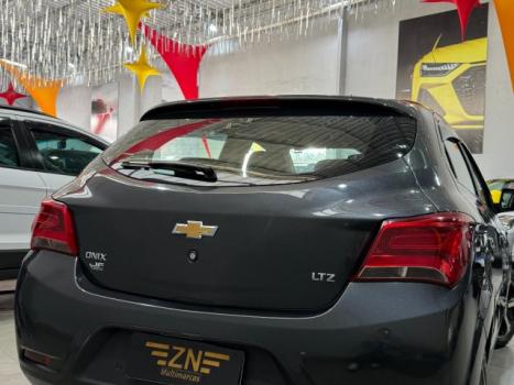CHEVROLET Onix Hatch 1.4 4P FLEX LTZ AUTOMTICO, Foto 5