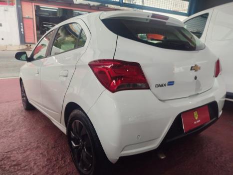 CHEVROLET Onix Hatch 1.4 4P FLEX LT AUTOMTICO, Foto 5