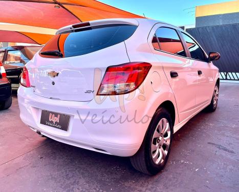CHEVROLET Onix Hatch 1.0 4P FLEX JOY, Foto 4