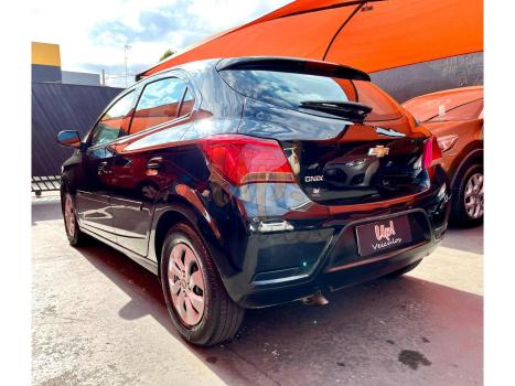 CHEVROLET Onix Hatch 1.0 4P FLEX LT, Foto 3