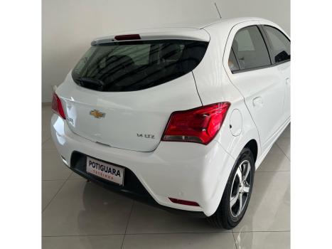 CHEVROLET Onix Hatch 1.4 4P FLEX LTZ, Foto 4