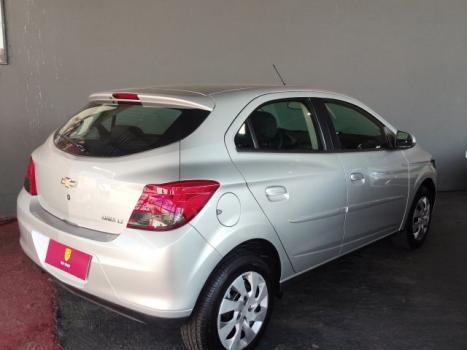 CHEVROLET Onix Hatch 1.4 4P FLEX LT, Foto 6