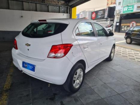 CHEVROLET Onix Sedan 1.0 4P FLEX LT, Foto 2