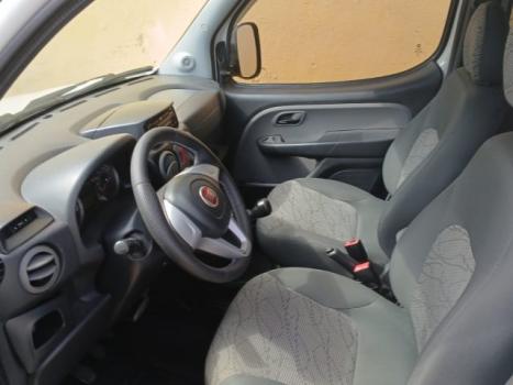 FIAT Doblo 1.8 16V 4P FLEX ESSENCE 7 LUGARES, Foto 5