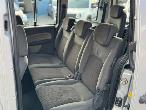 FIAT Doblo 1.8 16V 4P FLEX ESSENCE 7 LUGARES, Foto 8
