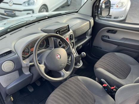 FIAT Doblo 1.8 16V 4P FLEX ESSENCE 7 LUGARES, Foto 9
